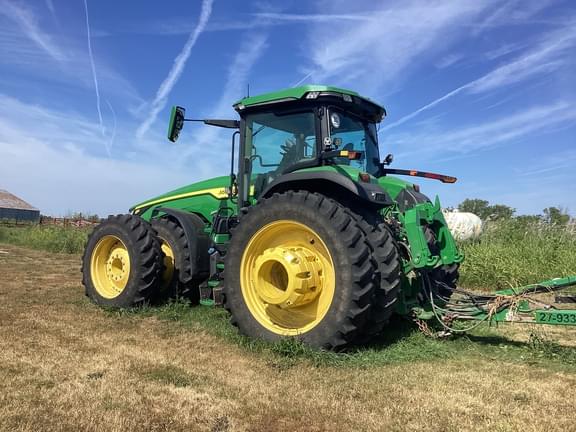Image of John Deere 8R 410 equipment image 1
