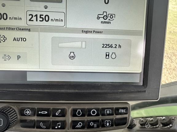 Image of John Deere 8R 410 equipment image 4