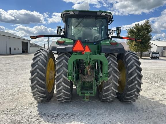 Image of John Deere 8R 410 equipment image 4