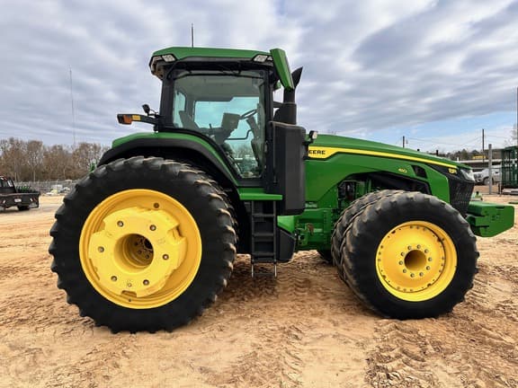 Image of John Deere 8R 410 equipment image 2