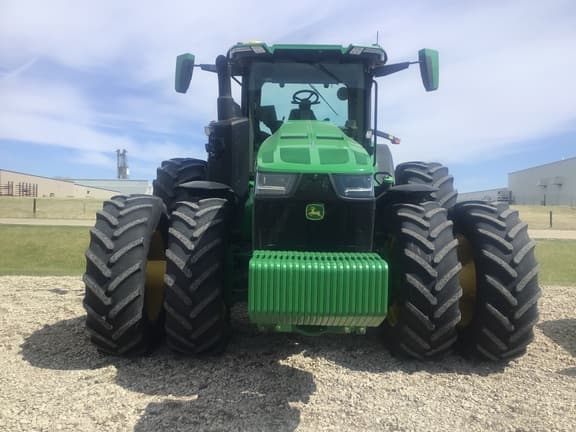 Image of John Deere 8R 410 equipment image 2