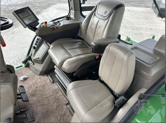 Image of John Deere 8R 410 Image 1