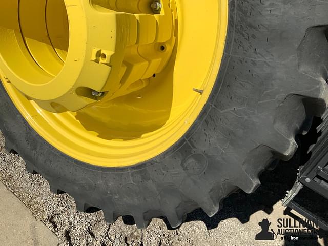 Thumbnail image John Deere 8R 410 15