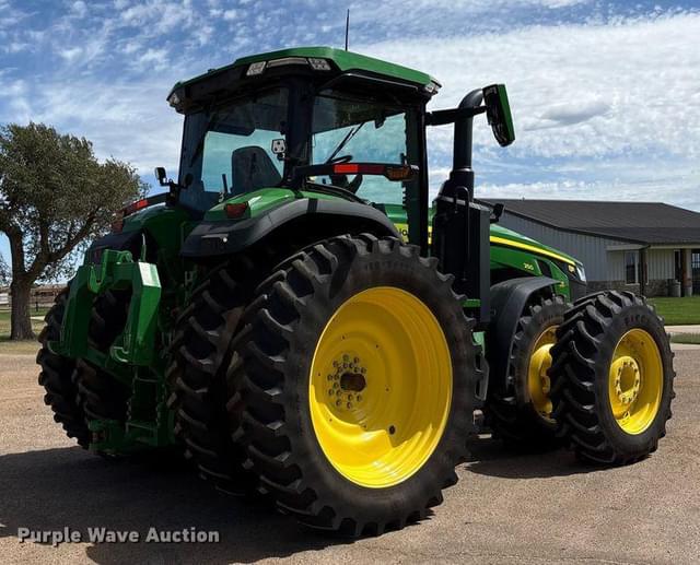 Image of John Deere 8R 250 equipment image 4