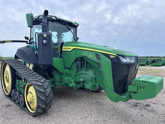 Image of John Deere 8RT 370 equipment image 3