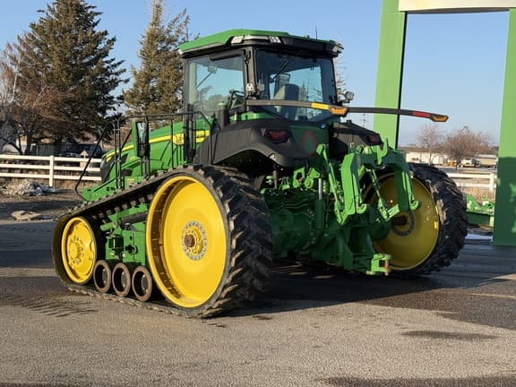 Image of John Deere 8RT 370 equipment image 2