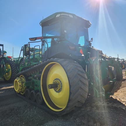 Image of John Deere 8RT 370 equipment image 4