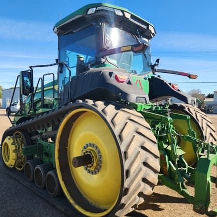 Image of John Deere 8RT 370 equipment image 4