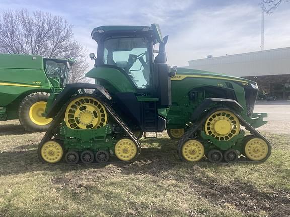 Image of John Deere 8RX 370 equipment image 2