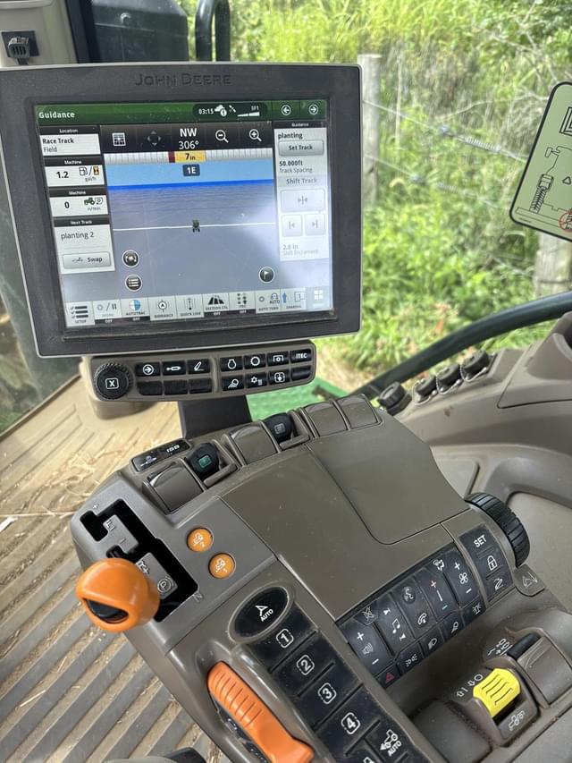 Image of John Deere 8RX 410 equipment image 2