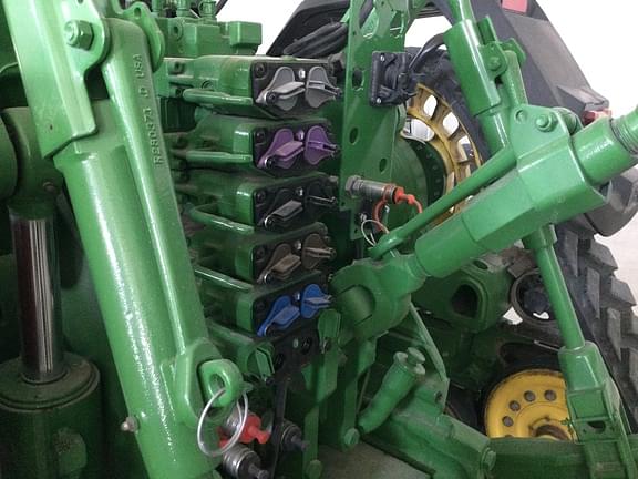 Image of John Deere 8RX 410 equipment image 3