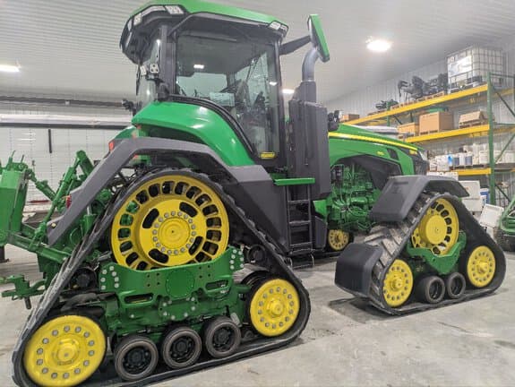 Image of John Deere 8RX 410 equipment image 2