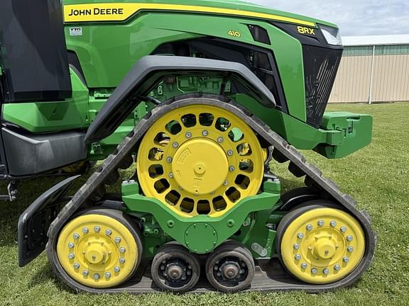 Image of John Deere 8RX 410 equipment image 2