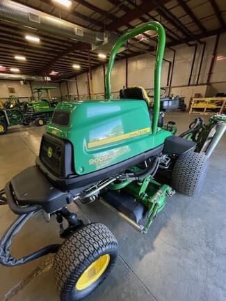 Image of John Deere 9009A equipment image 2