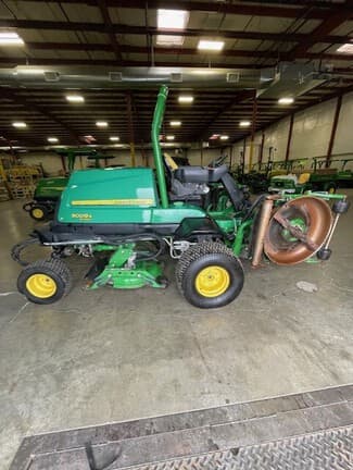 Image of John Deere 9009A equipment image 2
