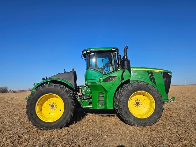 Image of John Deere 9370R equipment image 4