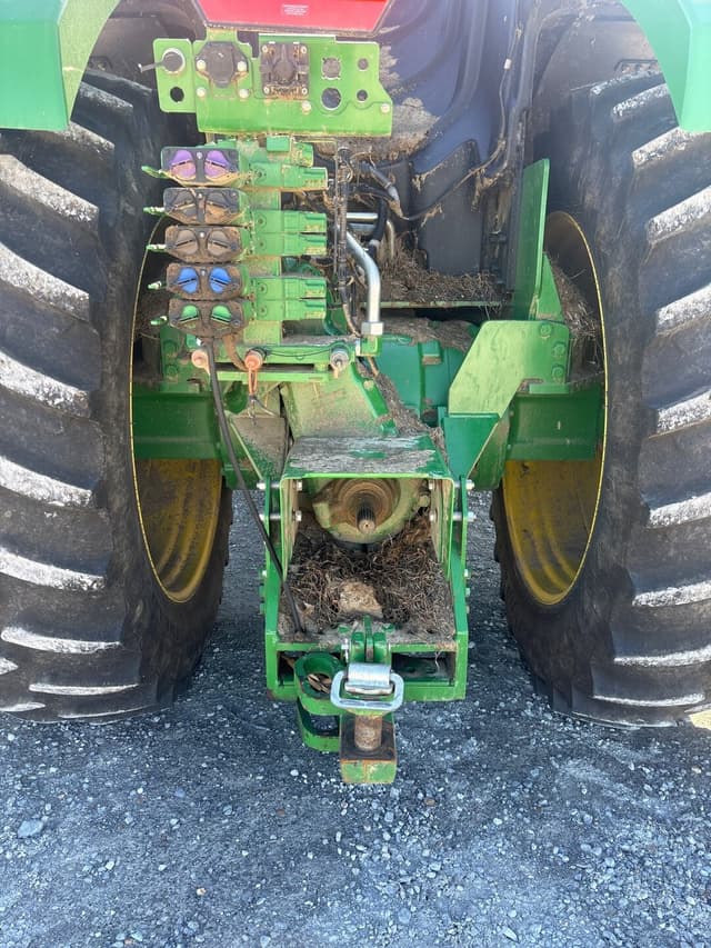 Image of John Deere 9370R equipment image 4