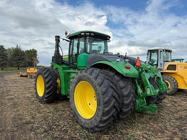 Image of John Deere 9370R equipment image 2