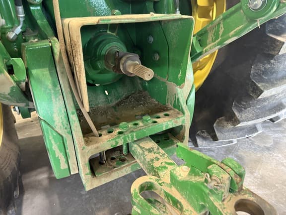 Image of John Deere 9370R equipment image 4