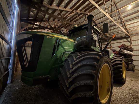 Image of John Deere 9370R equipment image 3