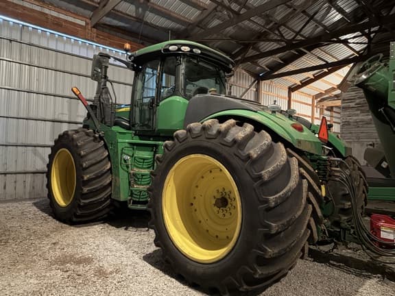 Image of John Deere 9370R equipment image 4