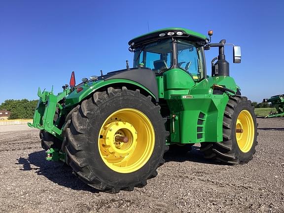 Image of John Deere 9370R equipment image 4