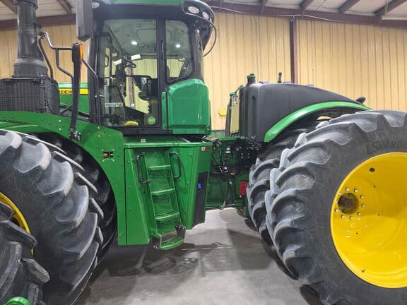 Image of John Deere 9420R equipment image 4