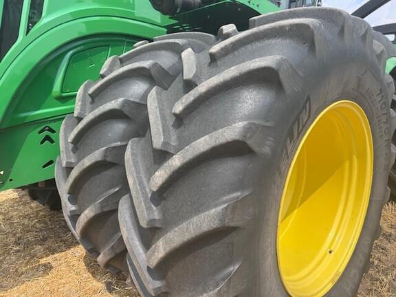 Image of John Deere 9420R equipment image 4