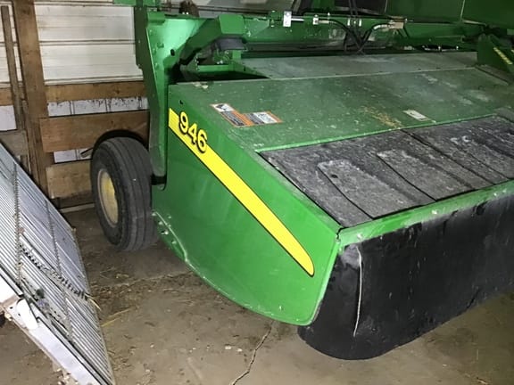 Main image John Deere 946