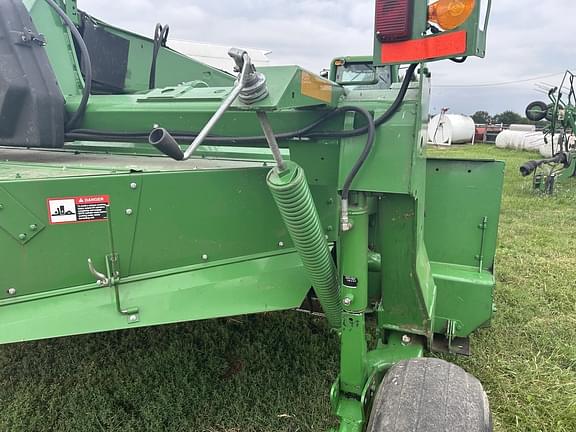Image of John Deere 946 equipment image 4