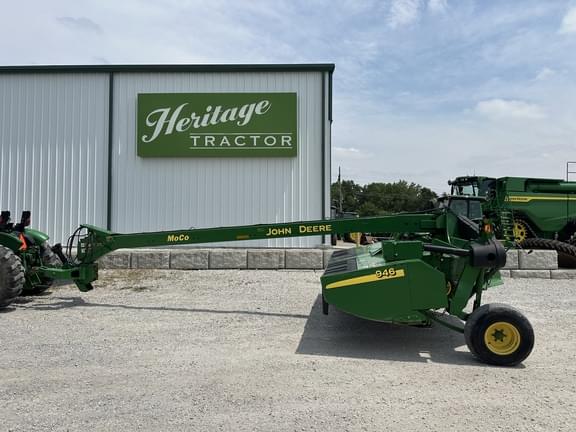 Image of John Deere 946 Primary image
