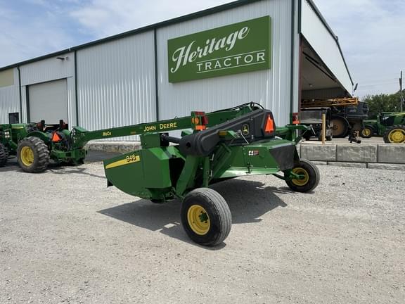 Image of John Deere 946 equipment image 2