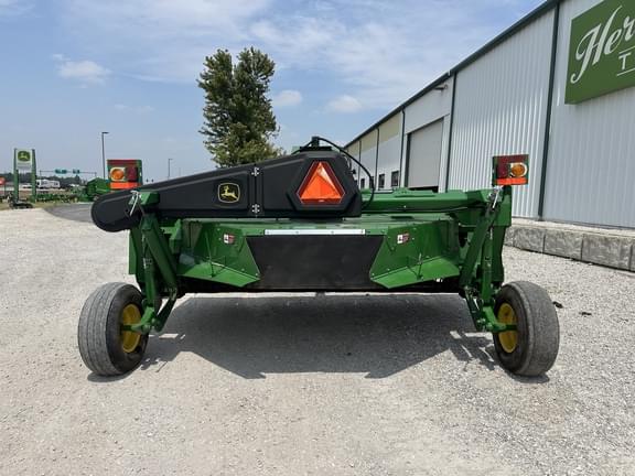 Image of John Deere 946 equipment image 4