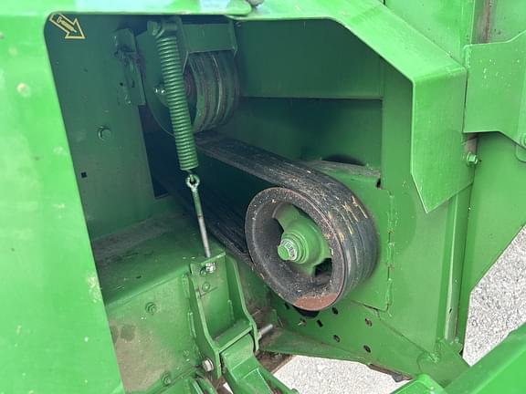 Image of John Deere 946 equipment image 4