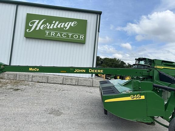 Image of John Deere 946 equipment image 1