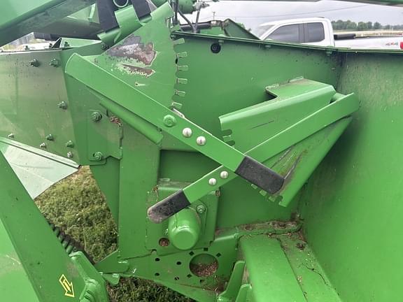 Image of John Deere 946 equipment image 3