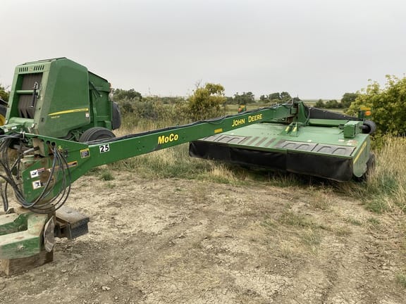 Main image John Deere 946