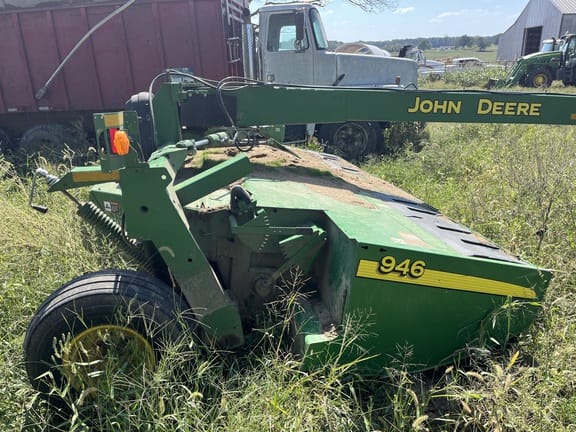 2020 John Deere 946 Equipment Image0