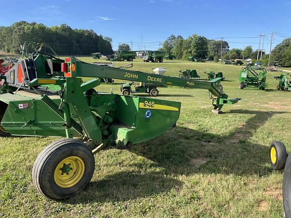 Image of John Deere 946 equipment image 1