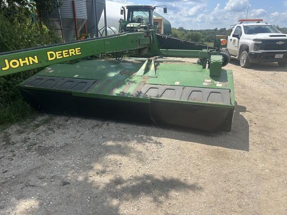 Image of John Deere 946 equipment image 3
