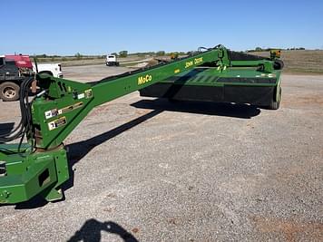 Main image John Deere 946