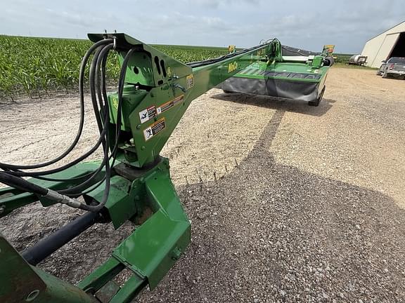 Image of John Deere 946 equipment image 4