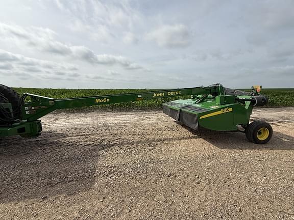 Image of John Deere 946 Primary image