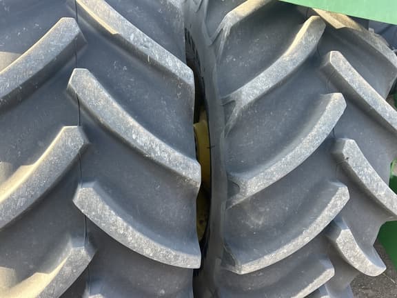 Image of John Deere 9470R equipment image 4