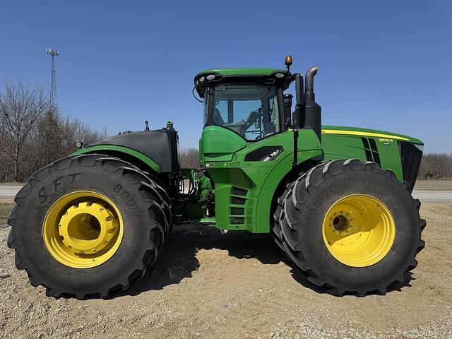 Image of John Deere 9520R equipment image 4