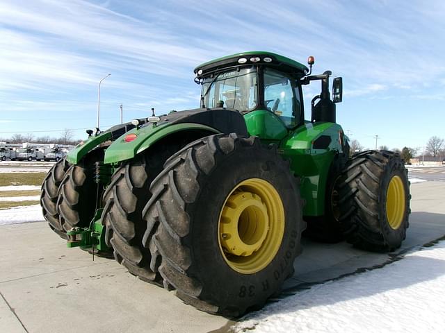 Image of John Deere 9520R equipment image 4