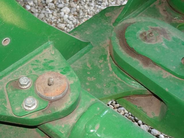 Image of John Deere 9520R equipment image 3