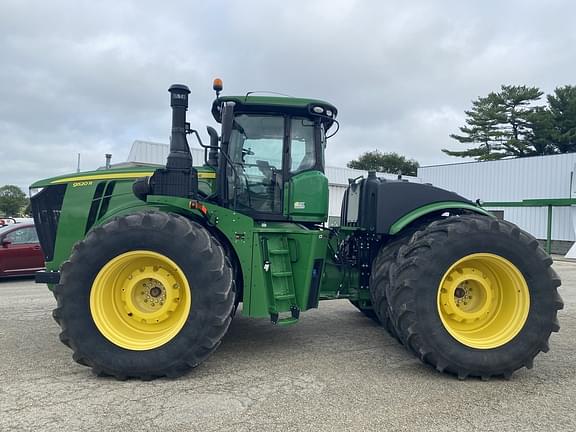 Image of John Deere 9520R equipment image 1