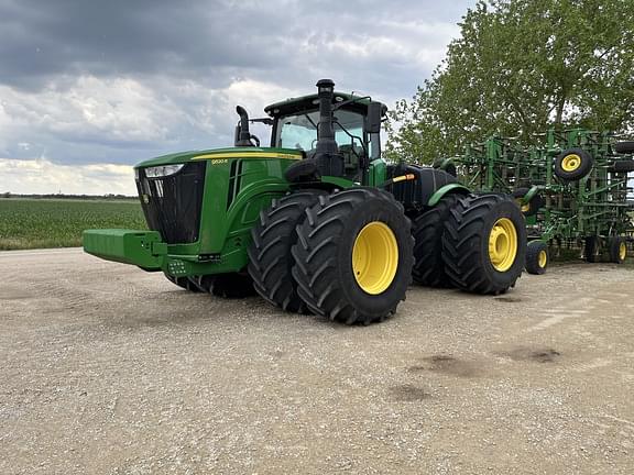 Image of John Deere 9520R Primary image