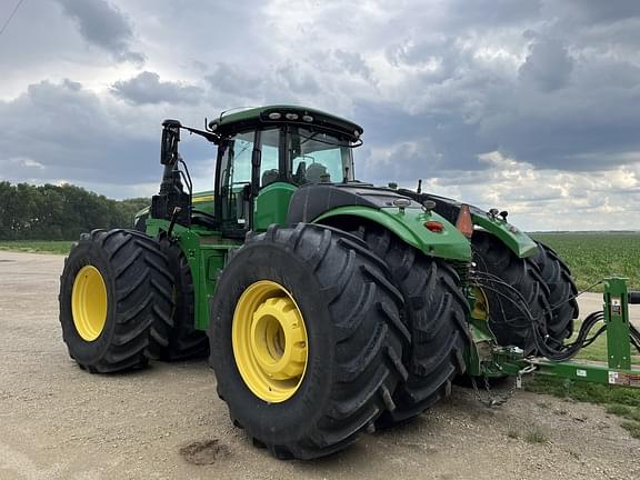 Image of John Deere 9520R equipment image 3
